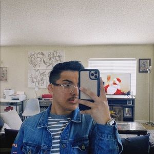 Meet your Posher, Dominick